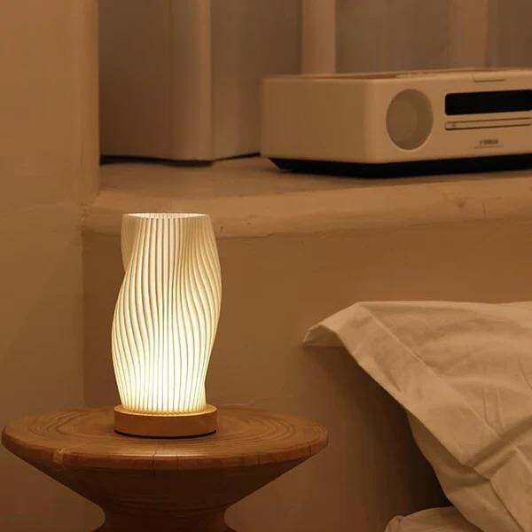 Floroux | Lampe de Table Vague | Design Dimmable Moderne