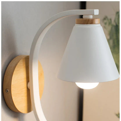 Floroux | Lampe Murale en Bois | Design Moderne et Élégant